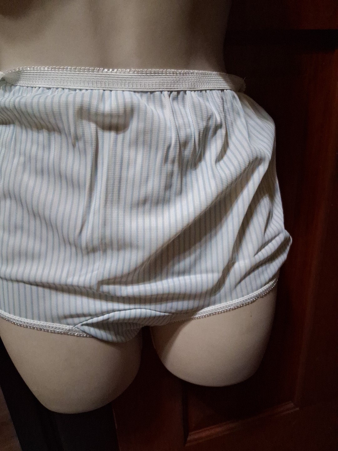 Vintage 100% Acetate Panties Double Nylon Gusset, Size 5