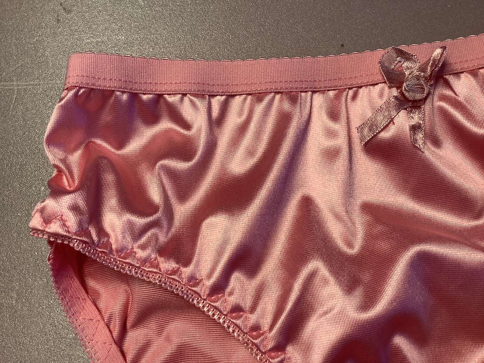 Women Panties Bikinis ANN DIANE Size M. Pink Shiny Satin Soft W/decoration