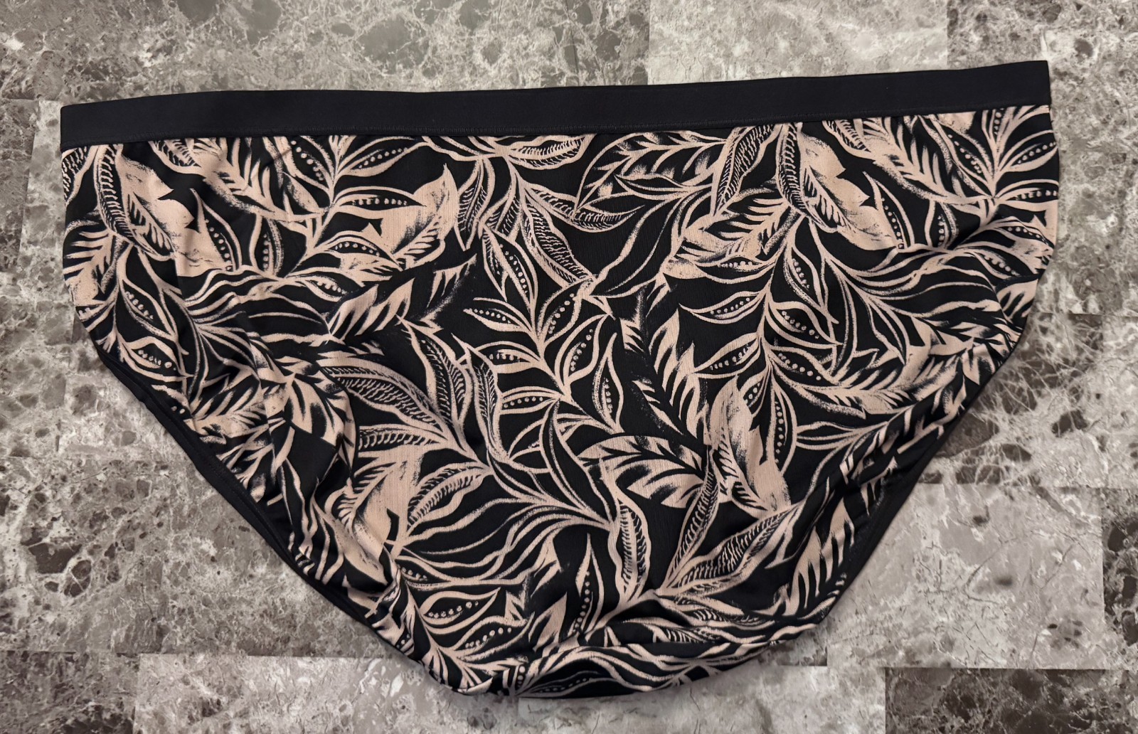NWT CACIQUE LANE BRYANT 18/20 SMOOTH BLACK PALM FERN NO SHOW HIPSTER PANTIES