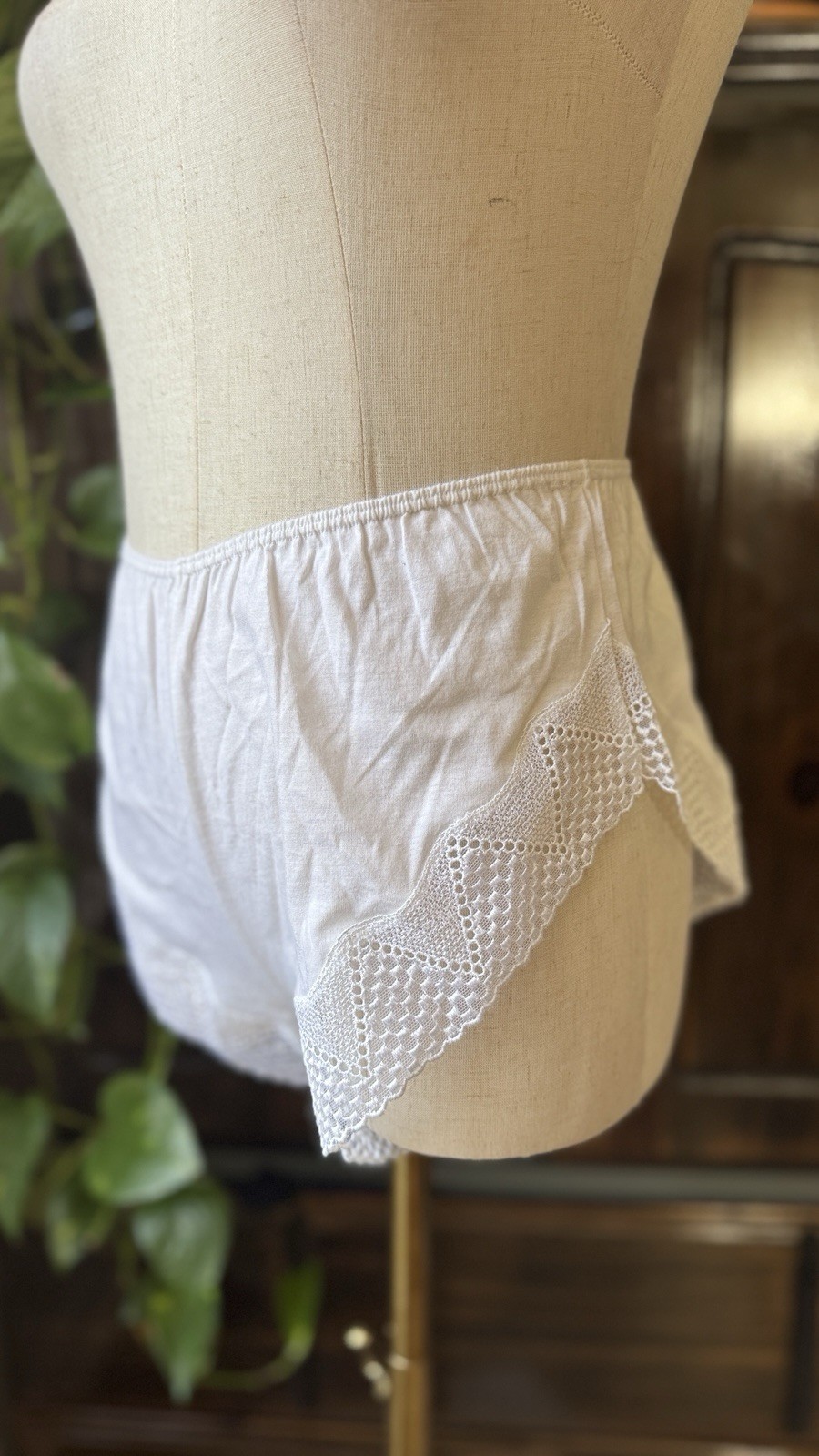 S La Furlana 3 White Hi Leg Brazilian Cotton Eyelet Lace Hot Short Panty VINTAGE