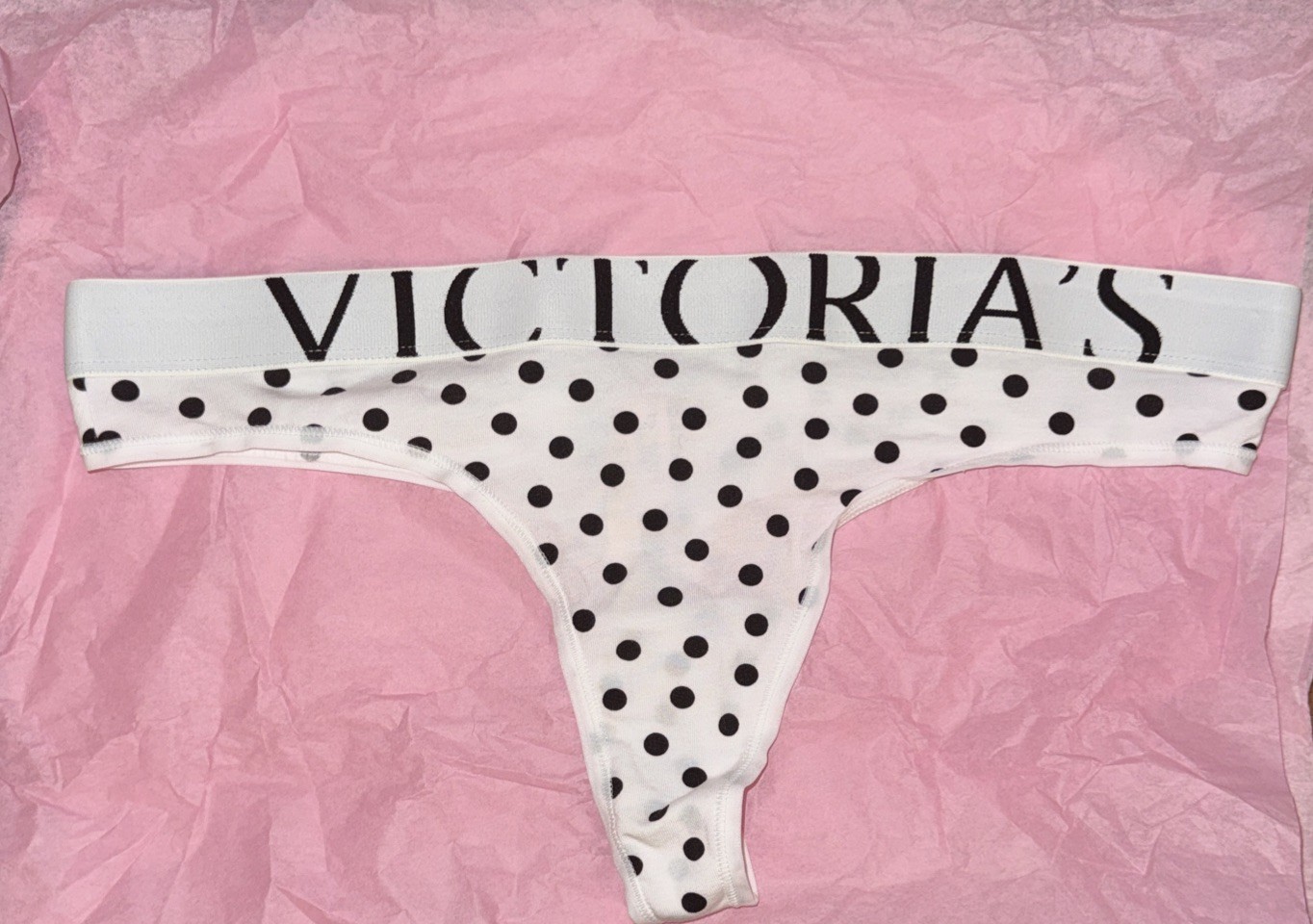 Victoria’s Secret Logo, V-String Thong Black/Polk Dots Panty size Large NWT