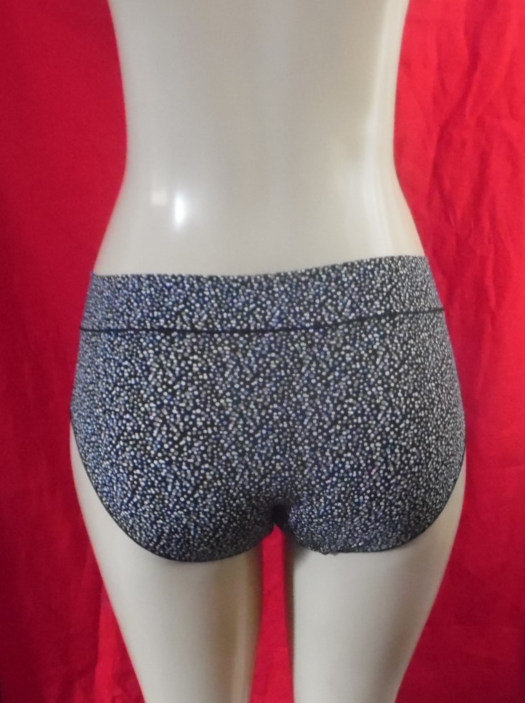 2 WOMEN’S JOCKEY HIPSTER PANTY TAGLESS BLACK WHITE DOTS NYLON LYCRA SIZE 9