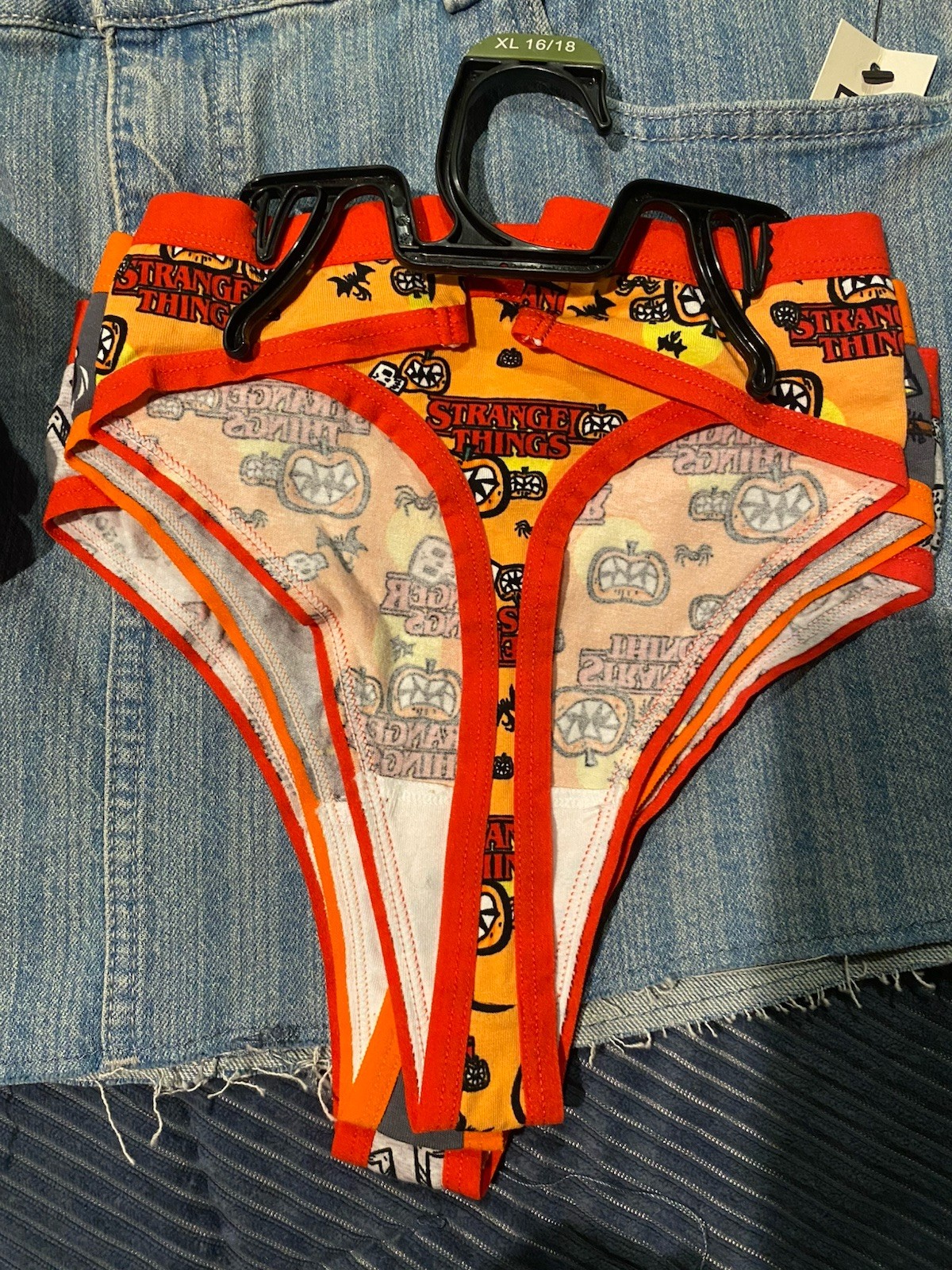 Celebrate! Halloween Graphic Print Cotton Thong Panties 4 Pack L 12/14