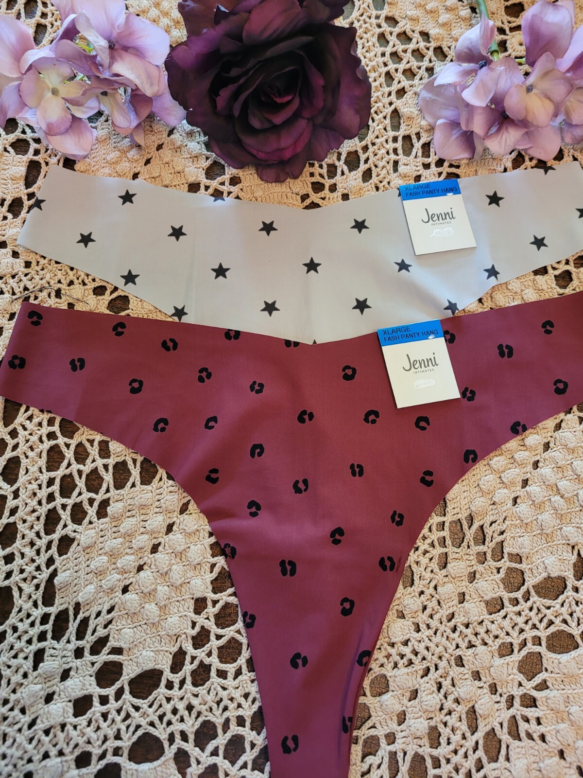 XL/8 JENNI 2 Pair SeXy Comfy Seamless Nylon THONGS-Stars/Simple Leo NWT