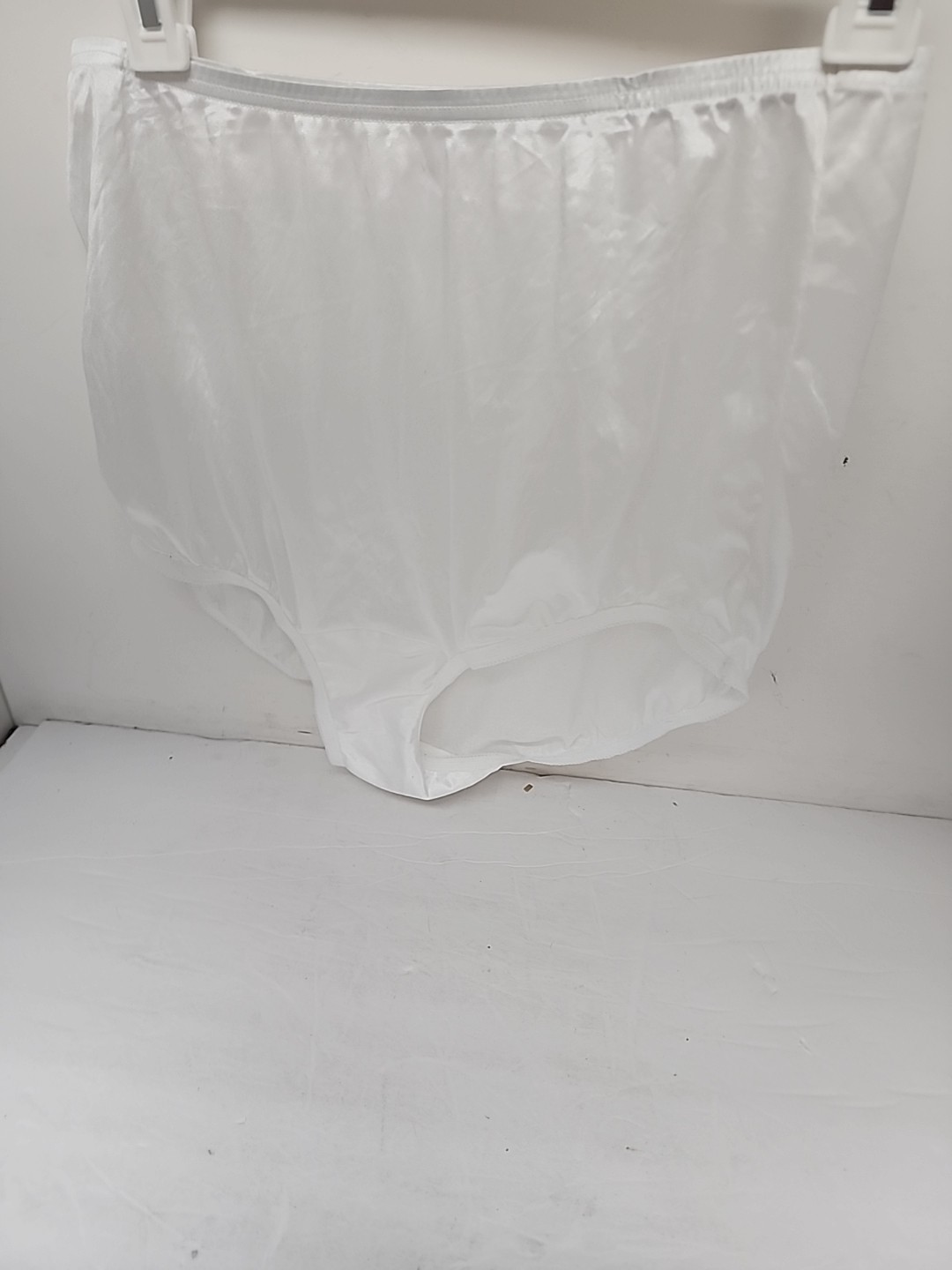 Vanity Fair Women’s 15712 Perfectly Yours Ravissant Brief White 9/2XL NWOT!!!