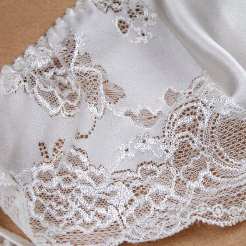 100% Mulberry Silk Underwear Women’s Low-rise Sexy Briefs With Lace Hot Knickers