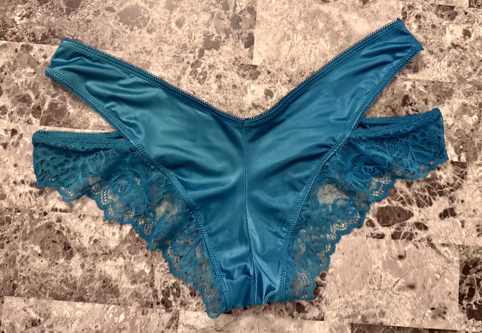 NWT VICTORIA’S SECRET TEAL BLUE SATIN SMOOTH STRAPPY FLORAL LACE CHEEKY PANTIES