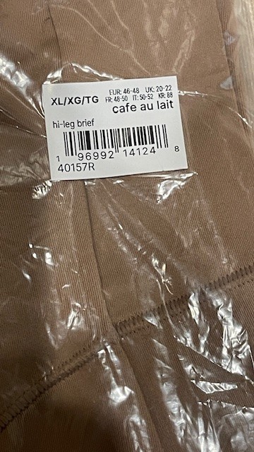 SPANX supersmooth Contouring Hi-Leg Brief