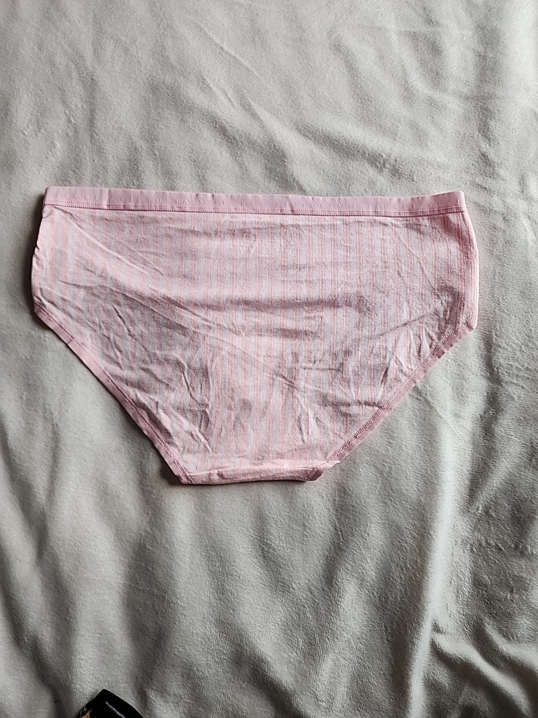 3 NWT VICTORIA ‘S SECRET PANTY BIKINI CHEEKHIPHUGGER Cotton Blend, Sz M RN 54867