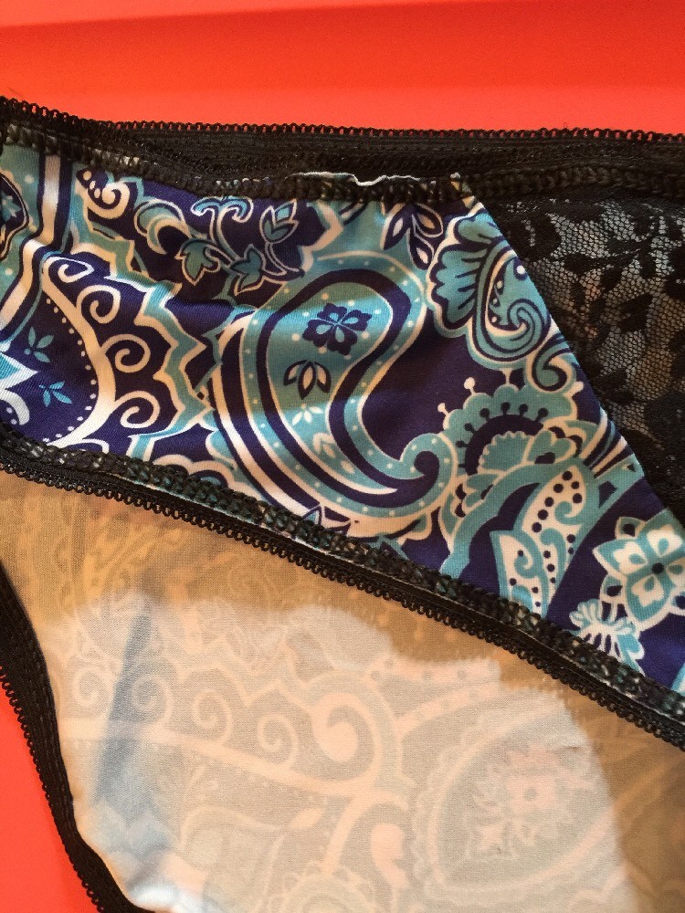 Womens Blue Bikini Panties Size 3X/10 White Scrolls Sexy V Black Lace Inset NEW