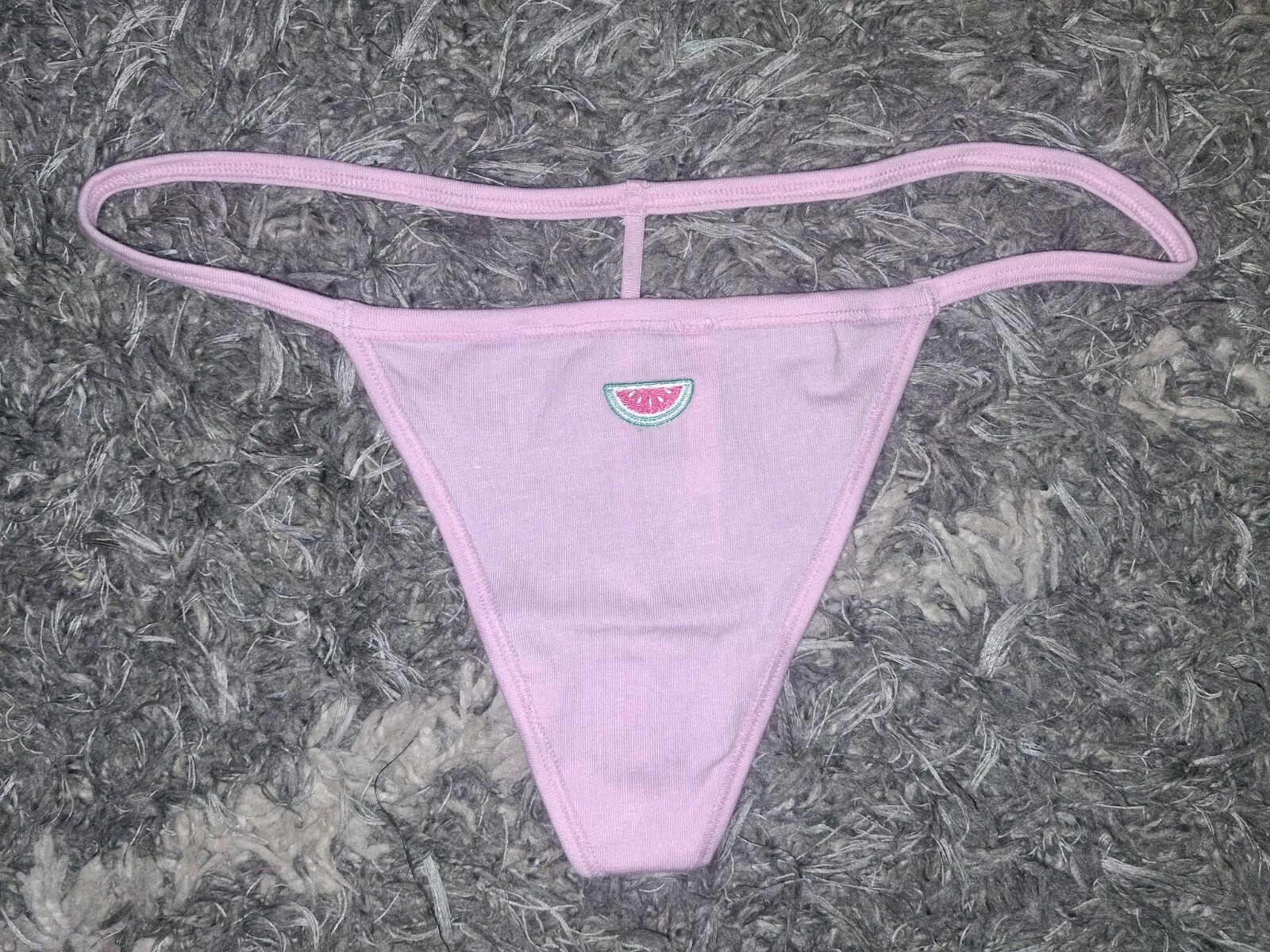 NeW Vs Pink Embroidered Fruity Logo cotton V-string Panty Size Medium Pink
