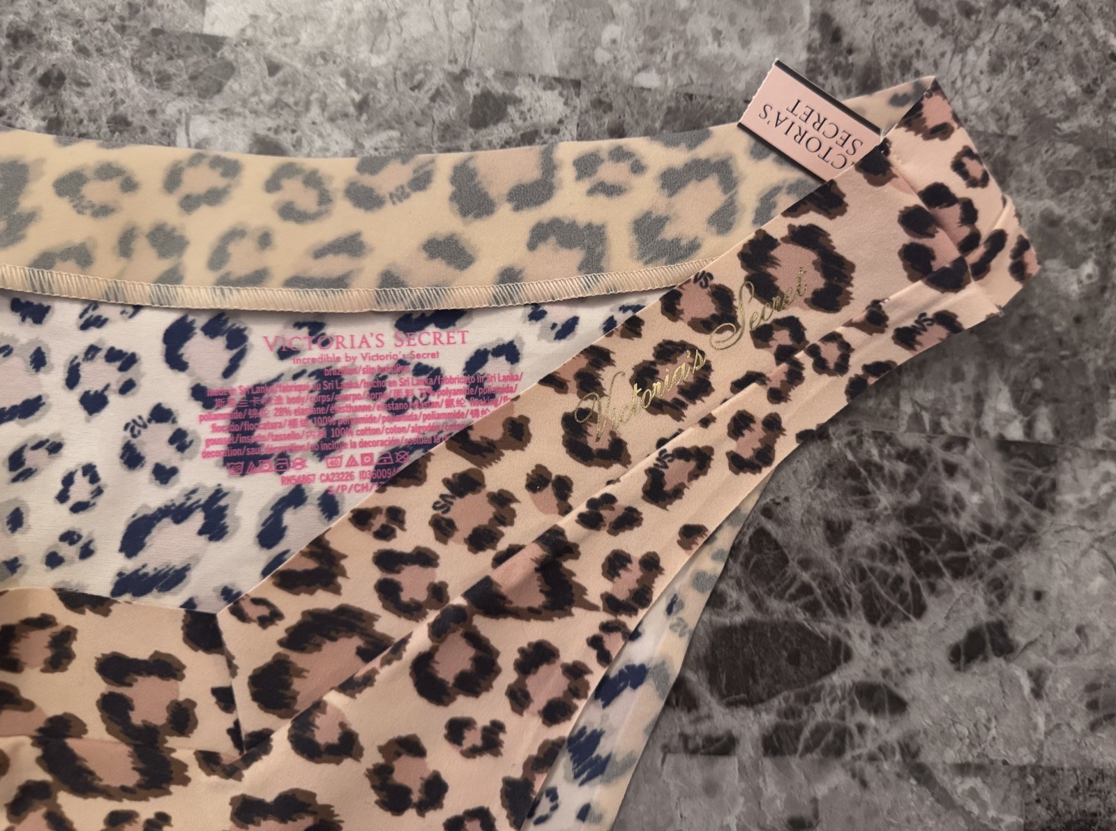 NWT VICTORIA’S SECRET INCREDIBLE LINE S SOFT LEOPARD NO SHOW BRAZILIAN PANTIES