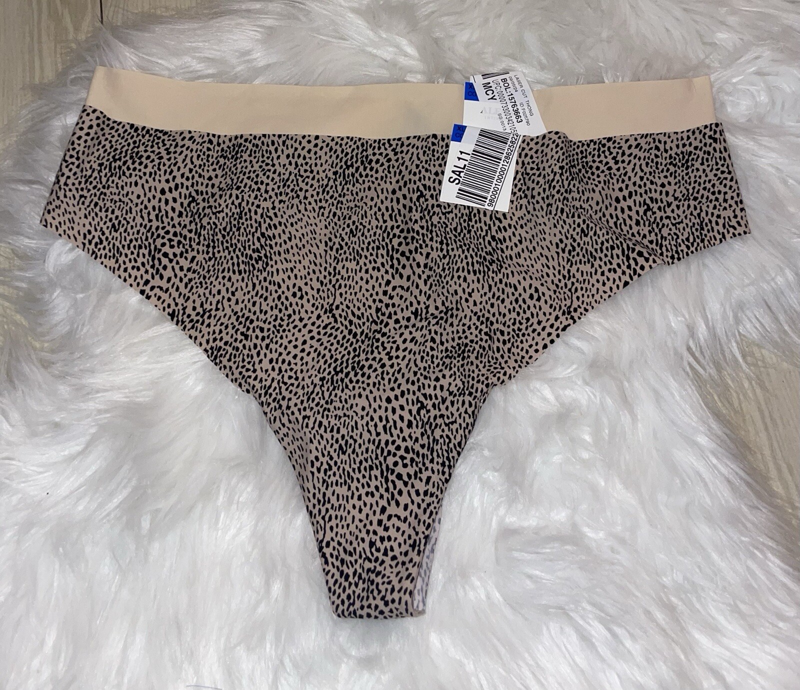 2 Pairs Alfani Seamless Laser Cut Thong Panties Womens XL XLarge Printed Beige