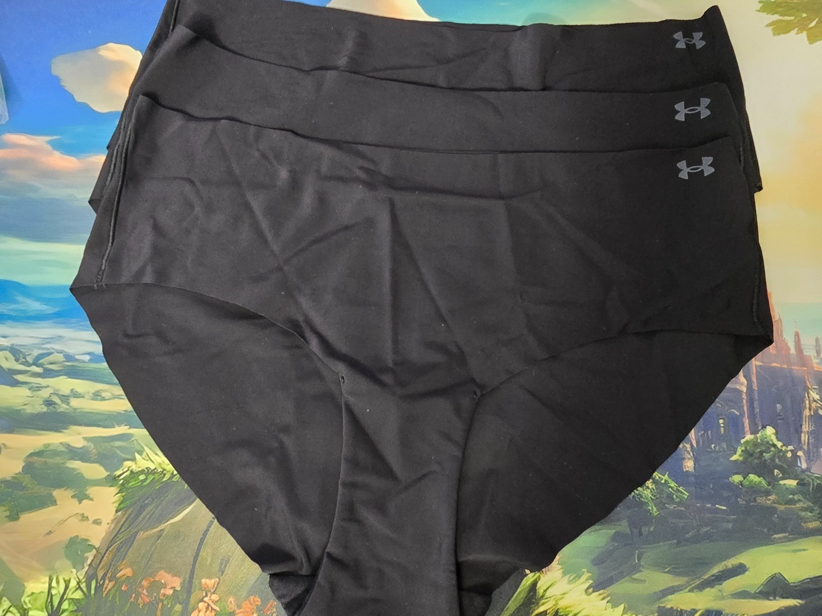 Under Armour Women’s Seamless Hipster – 3 PK Solid Black LG