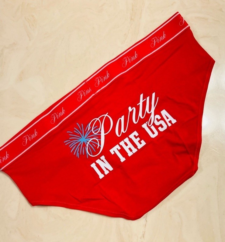 PINK VICTORIA’S SECRET Cotton Hiphugger Panty Red PARTY IN THE USA Graphic M