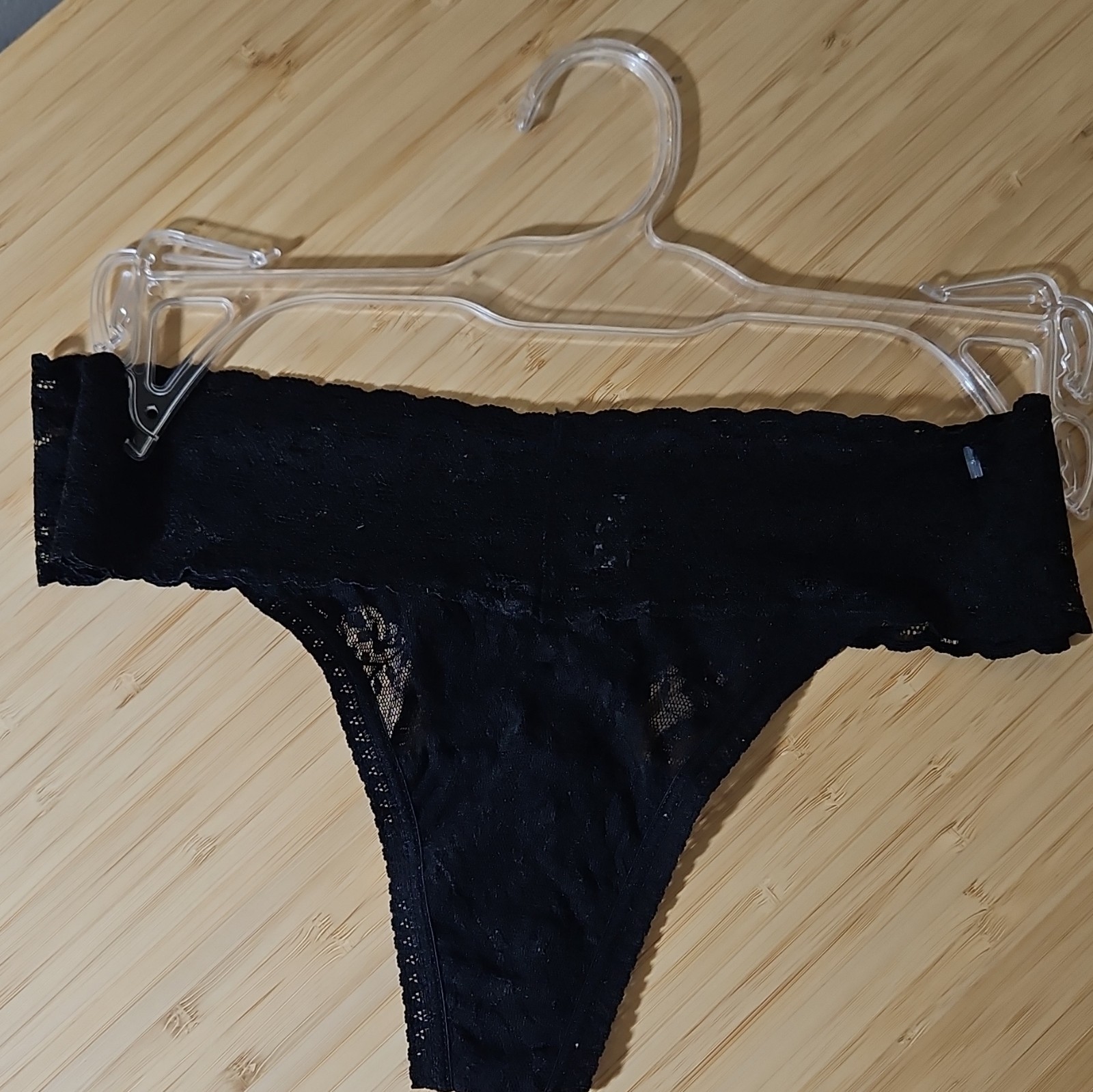 Felina Floral Lace Thong Panties Black M/L Sheer Stretch Semi-Transparent 2122