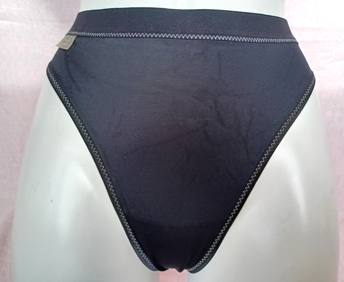 Rosa Faia Anita Quality Black Active Nylon Elastane Plain Stretch Thong 32 or 36