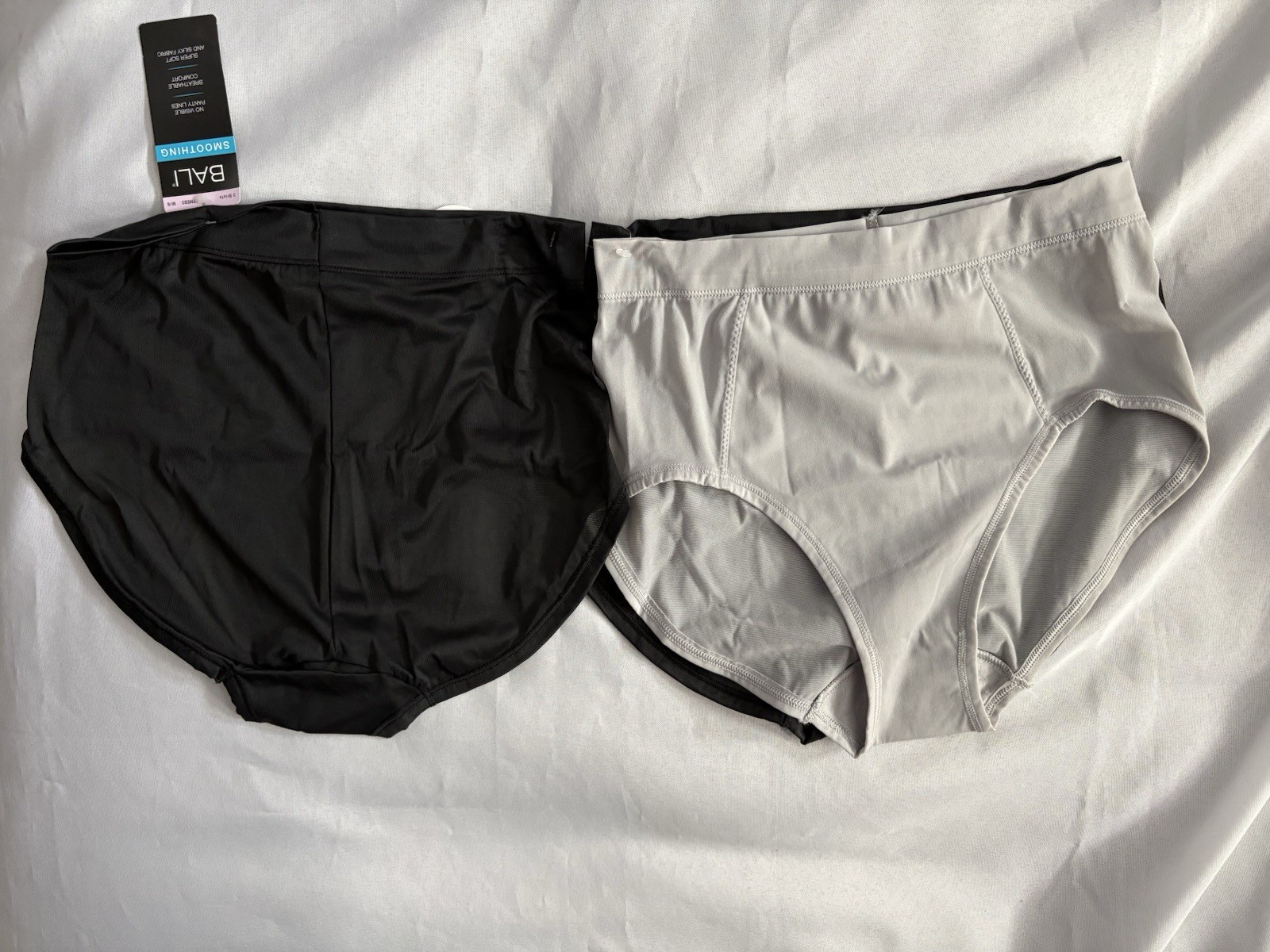 NEW Bali One Smooth U Ultra Light Hi-Cut Panty Nylon 3 Pair DFMEH3 Size Medium