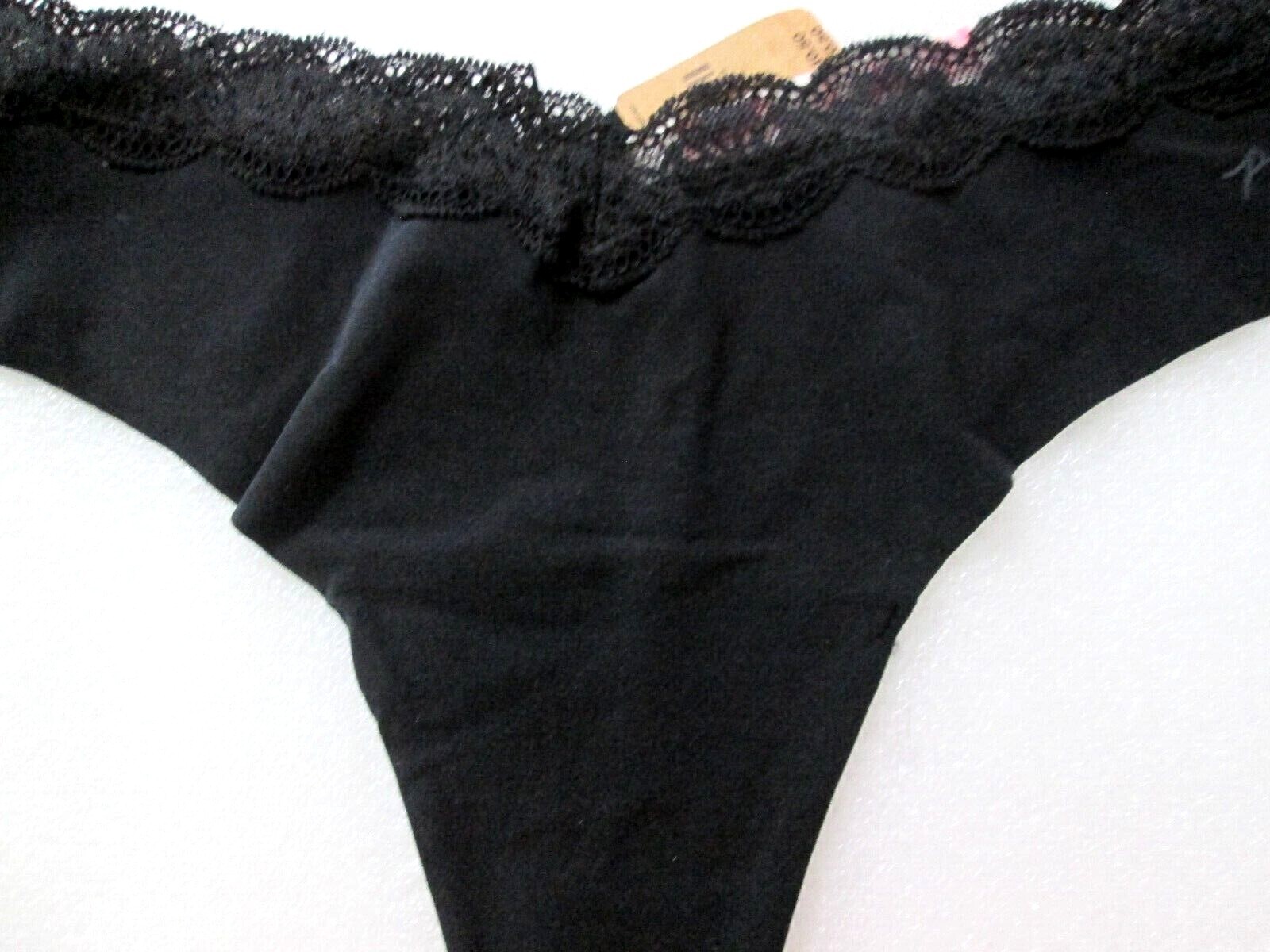 New w/Tag Victoria’s Secret💗 No-Show Thong🖤XS,S,M,L💲Discounts on 2+💲
