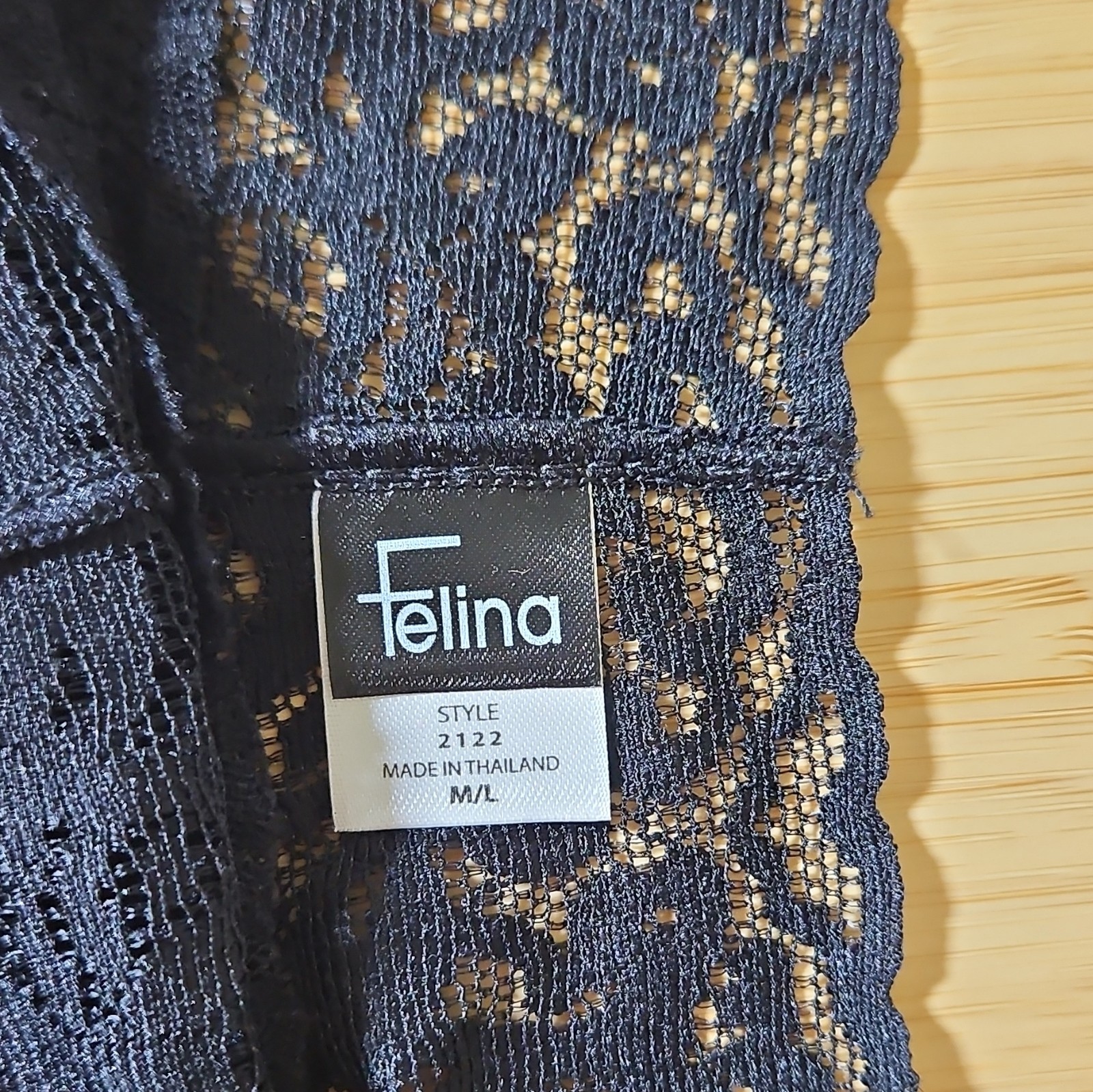 Felina Floral Lace Thong Panties Black M/L Sheer Stretch Semi-Transparent 2122