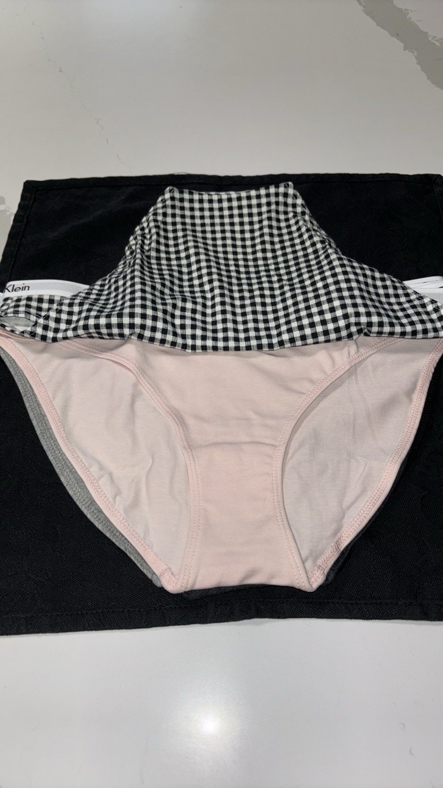 NWT Womens Calvin Klein 5 Pack Carousel Bikini Panties MSRP $65