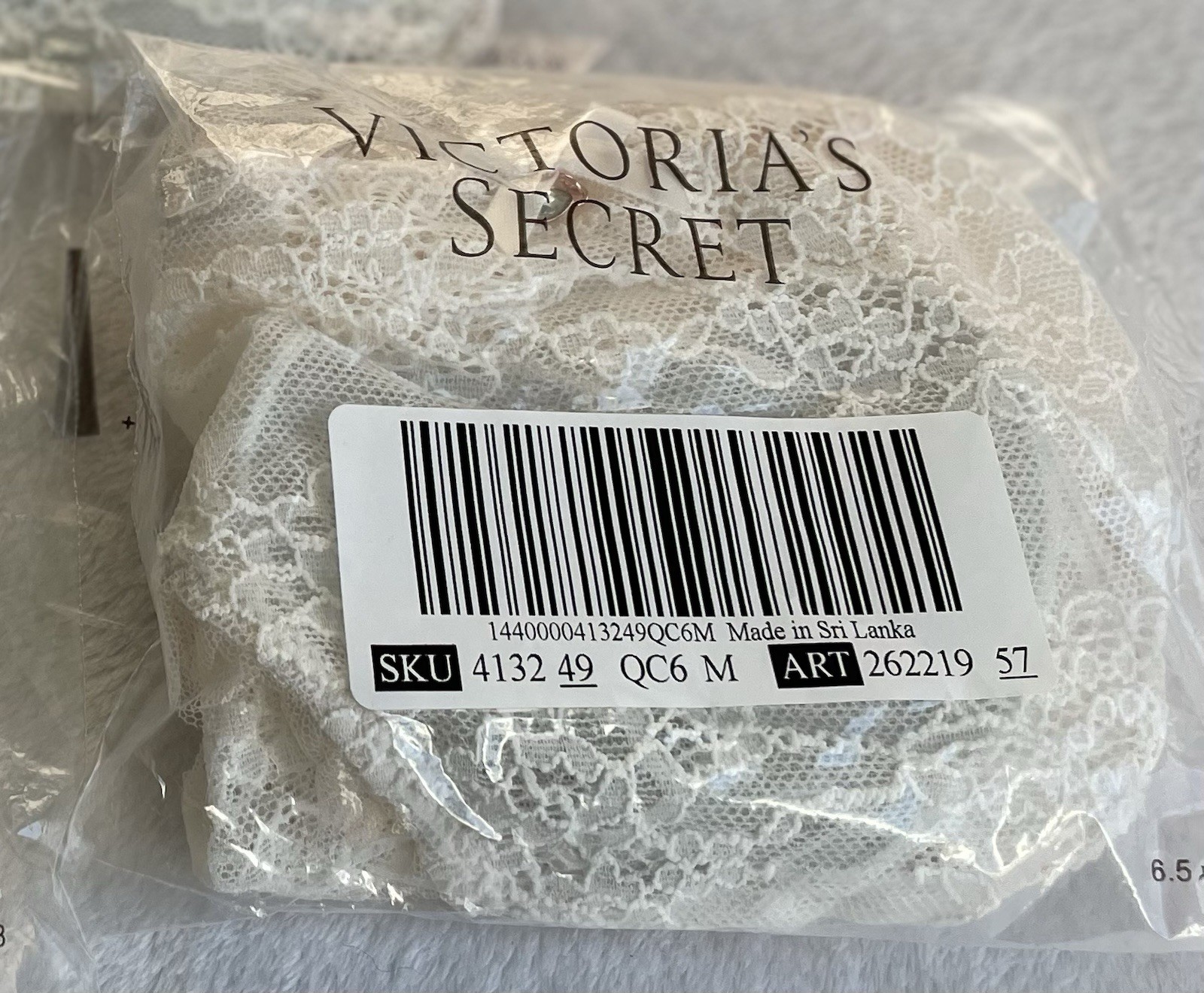 NWT Victoria’s Secret M Dream Angels Bride Lace Ruffle Cheekini Cheeky Panties