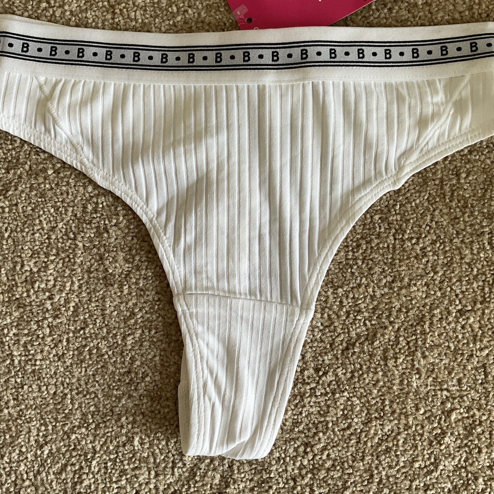M&S 2 x Size 8 – 10 SMALL Pretty Boutique Ribbed Thong Knickers White S