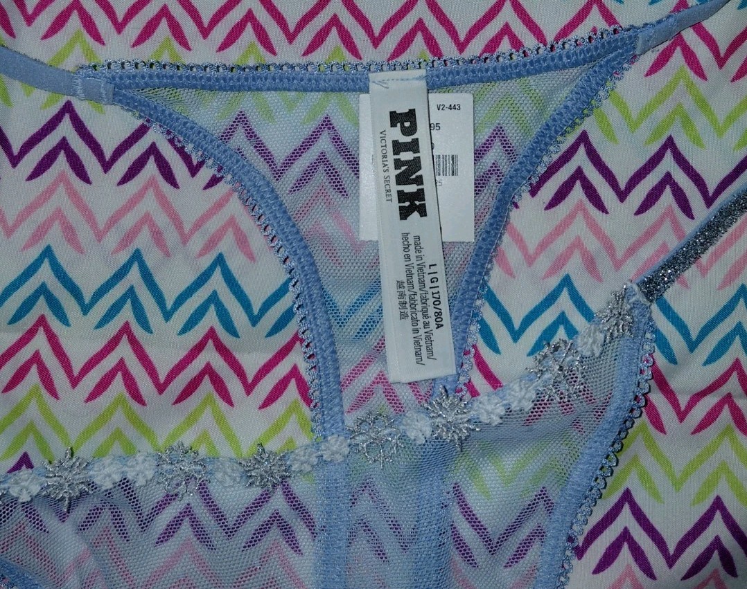 Vs pink Flocked Dot Glitter Strap thong Panty Size Large NEW Blue Snowflakes