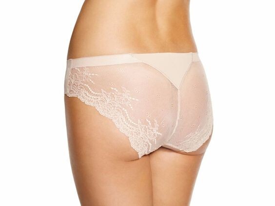 SPANX Undie-Tectable Lace Bikini Panty FP2415 Soft Nude Beige Size S