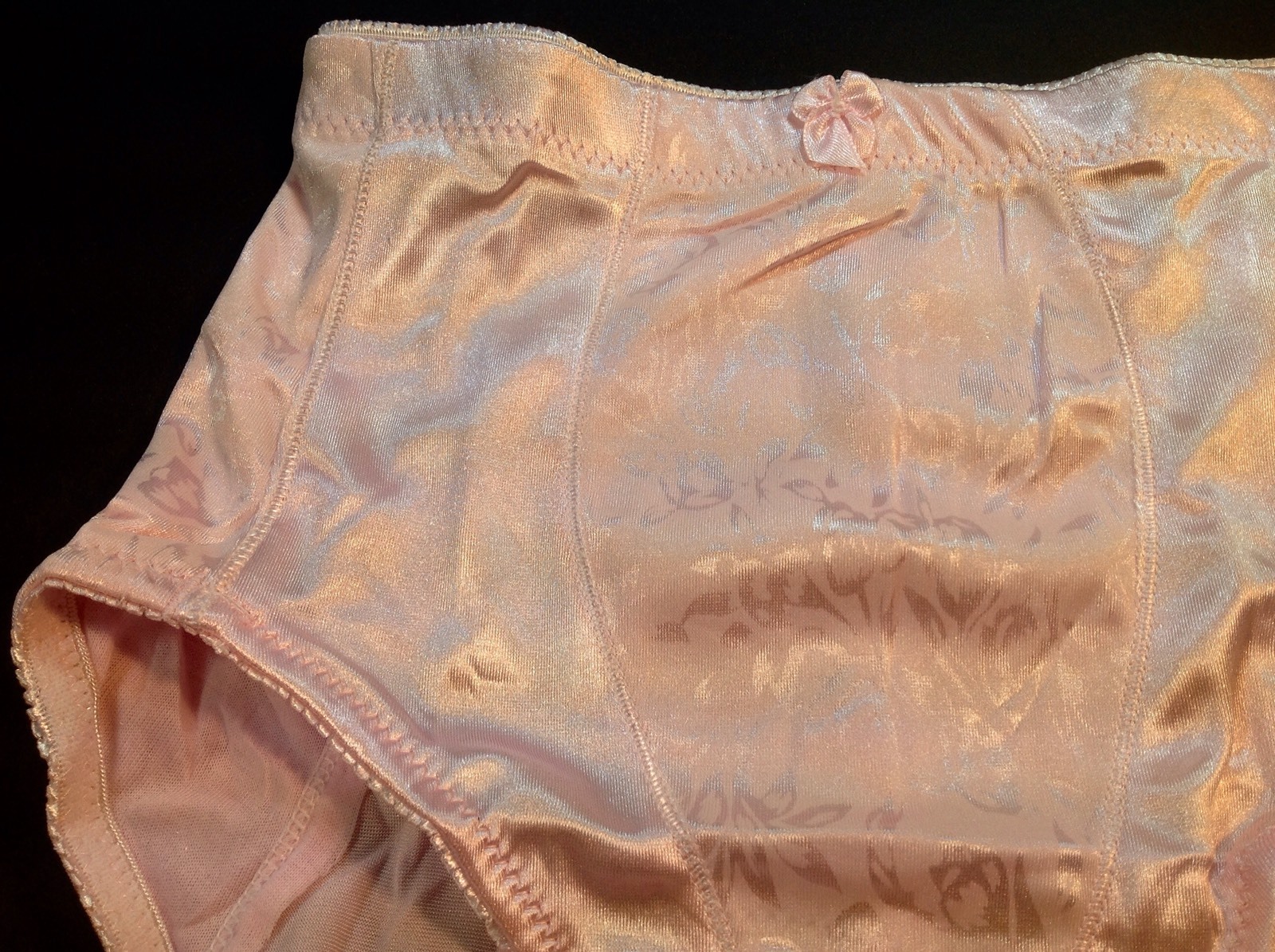 Women Control Panties,Briefs”Eva Cervantes”Size L. pink Soft shiny Satin W/decor