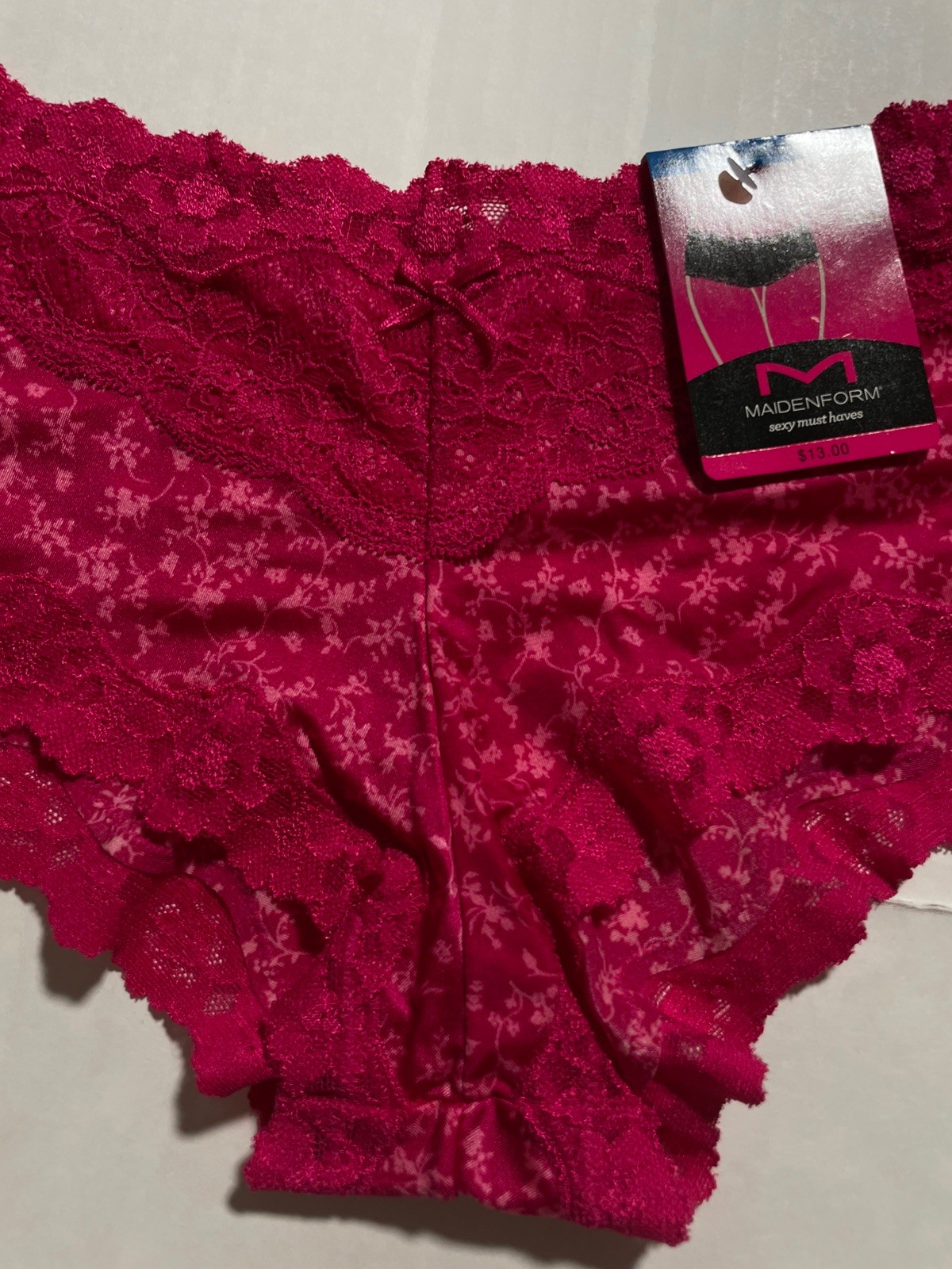 NWT Lot of 2 Women’s Maidenform Hipster Panties – Size XL / 8 – FREE SHIPPING