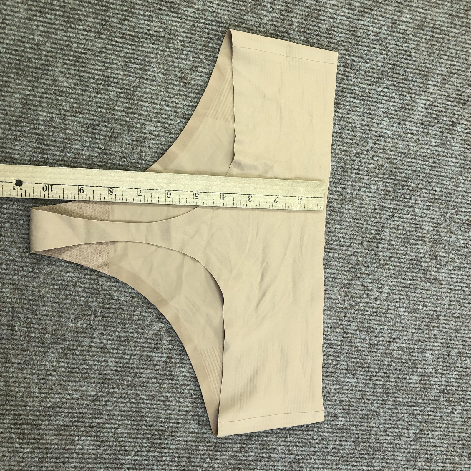EBY Underwear Womens L Beige Seamless Thong Panties Microfiber Stretch Tagless