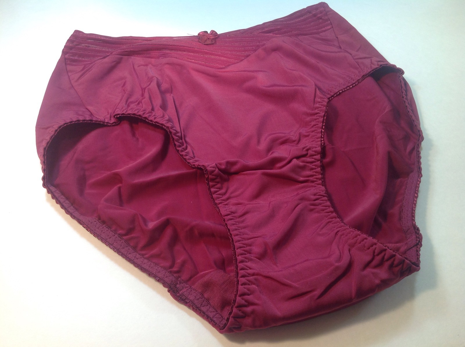 Women Panties,Briefs/Bikinis EVA CERVANTES Size M. Medium Purple W/Decoration
