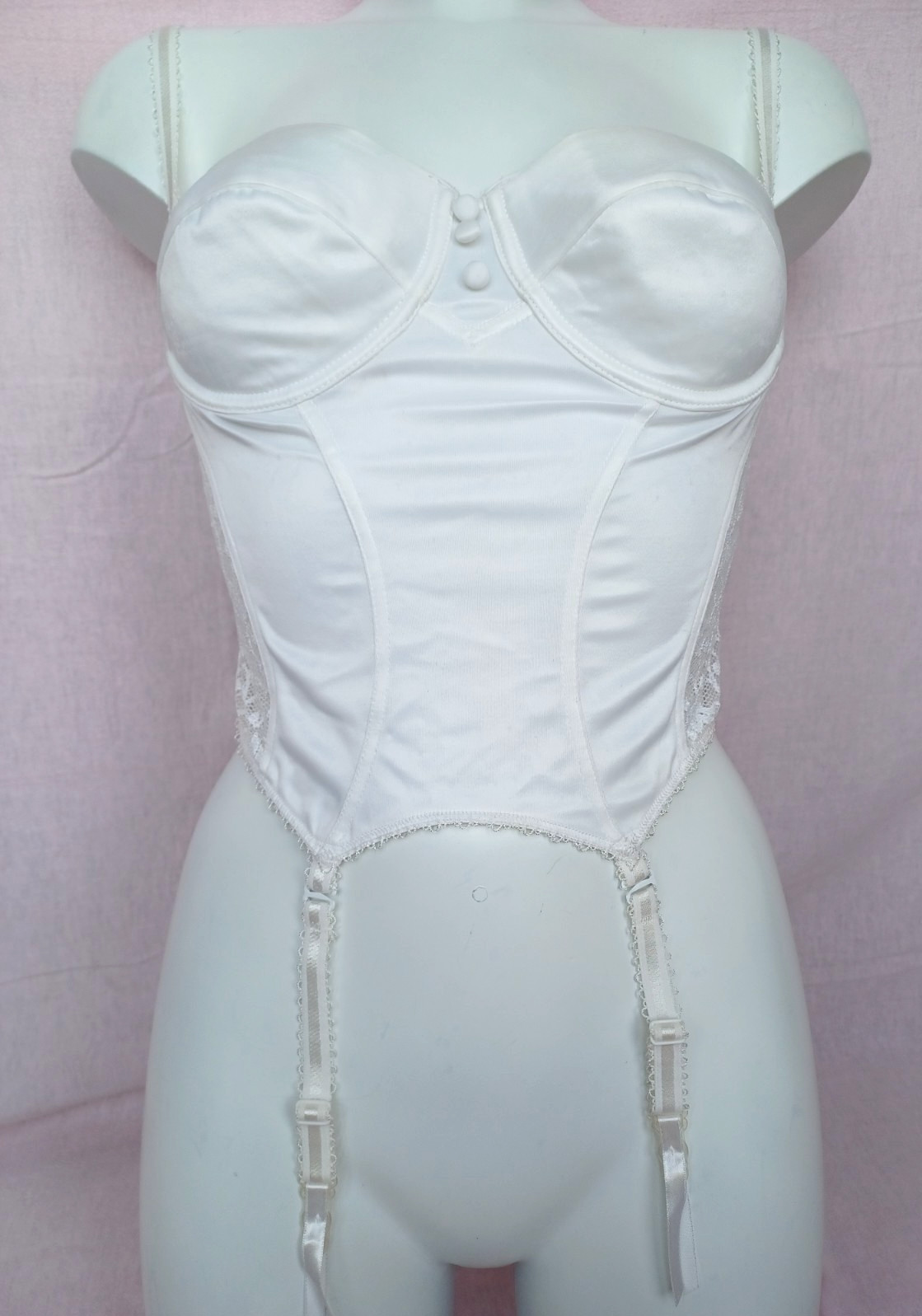 PANACHE Lingerie Beautiful Cream Smooth Satin Side Lace Suspender Basque Sze 32D