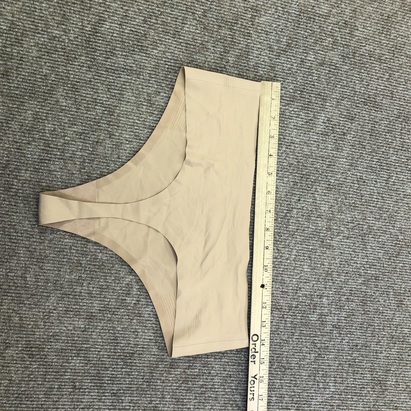 EBY Underwear Womens L Beige Seamless Thong Panties Microfiber Stretch Tagless