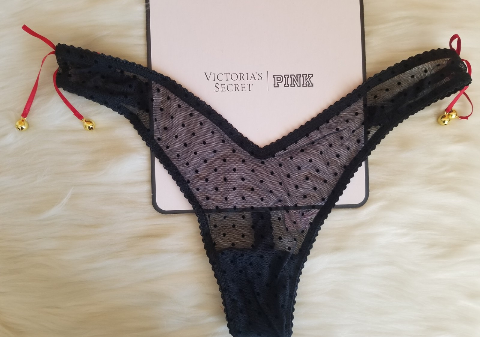 VICTORIA’S SECRET JINGLE BELL HIGH CUT LEG MESH THONG PANTY BLACK MEDIUM NWT