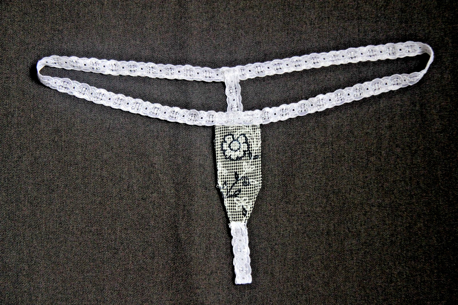 Women Sexy Hot Exotic Lingerie G-String, Micro Thong.