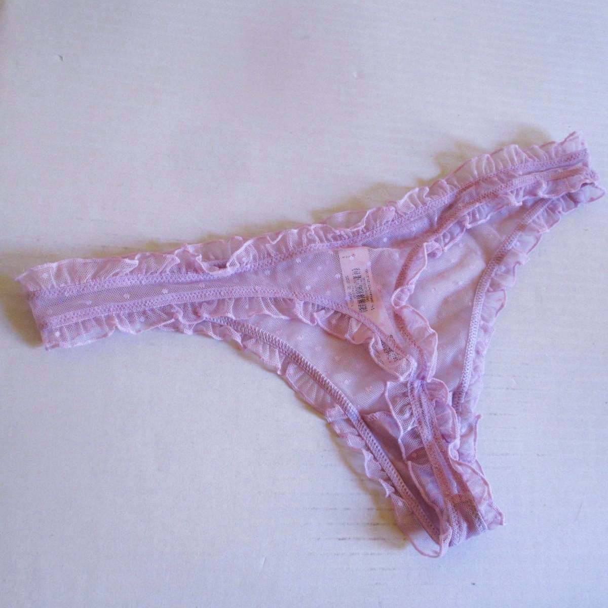 VICTORIA’S SECRET Ruffle Thong Panty M L XL Polka Dot Lavender Mesh Gold Bow