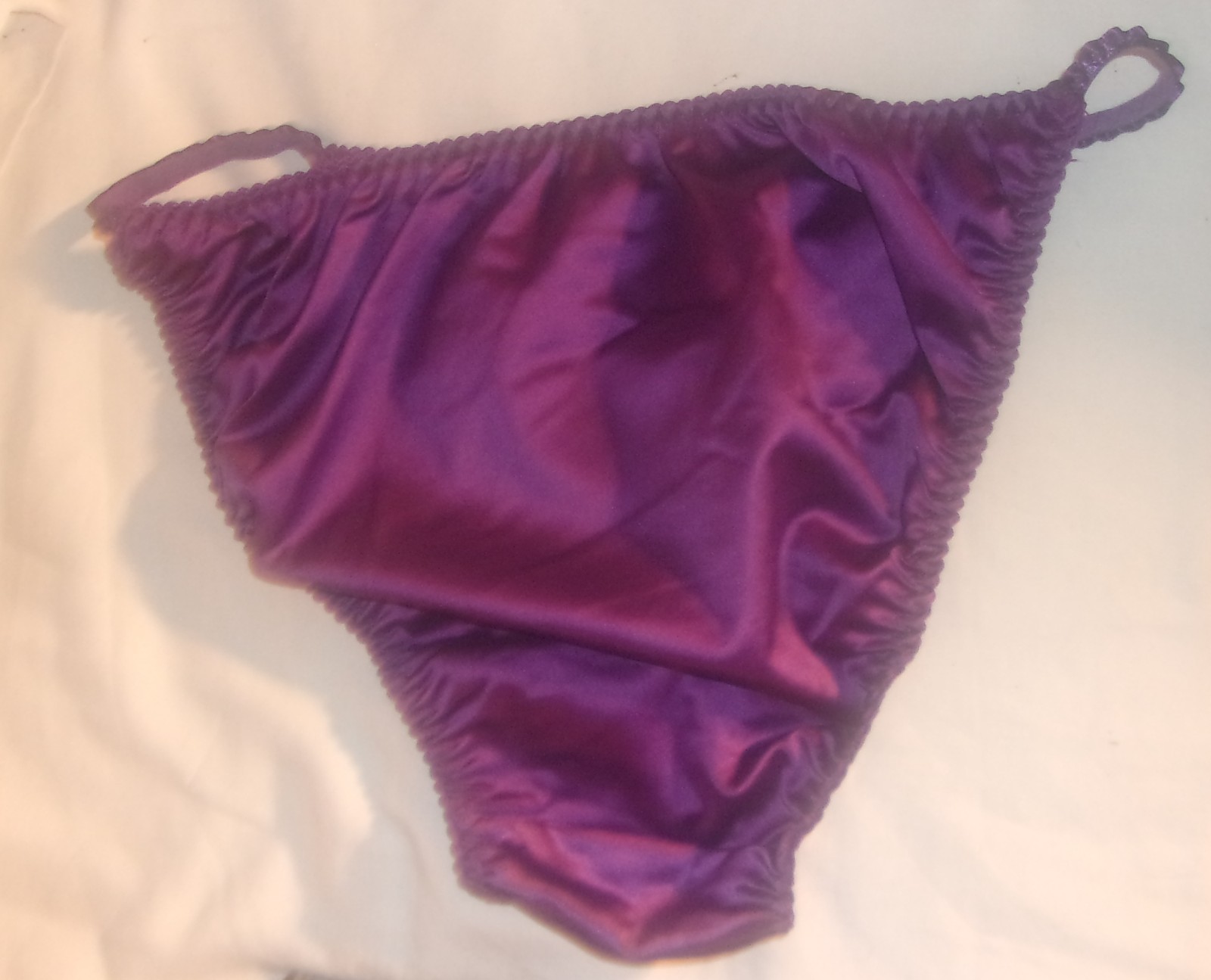 NEW SEXY STRING BIKINI PANTIES SIZE M / L 80s STYLE LOOK HOT FEEL COMFY